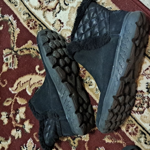 Black Skechers Winter Boots - Picture 2 of 4